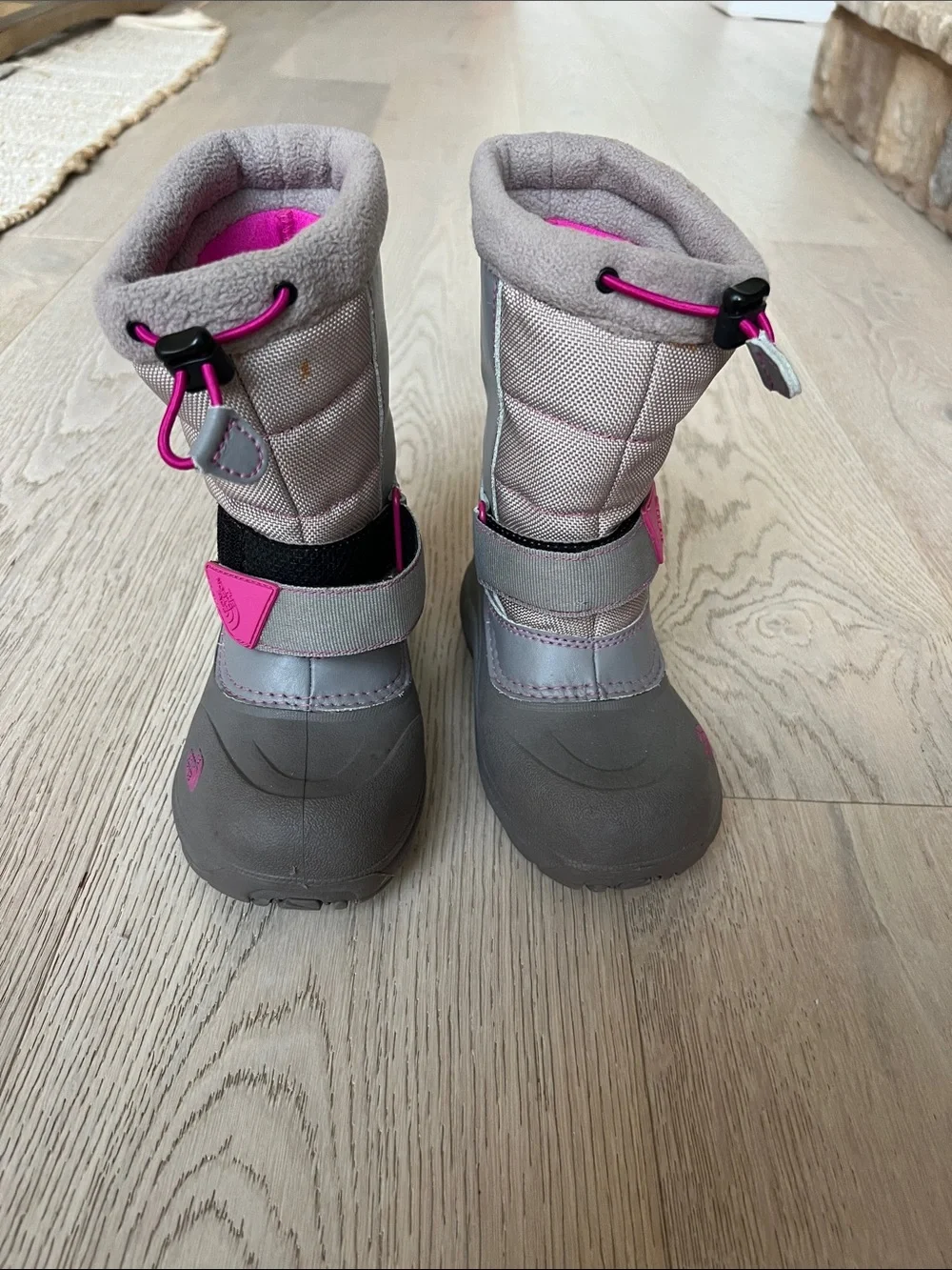 The North Face - Little Girls Winter Snow Boots - U.S. Size 11